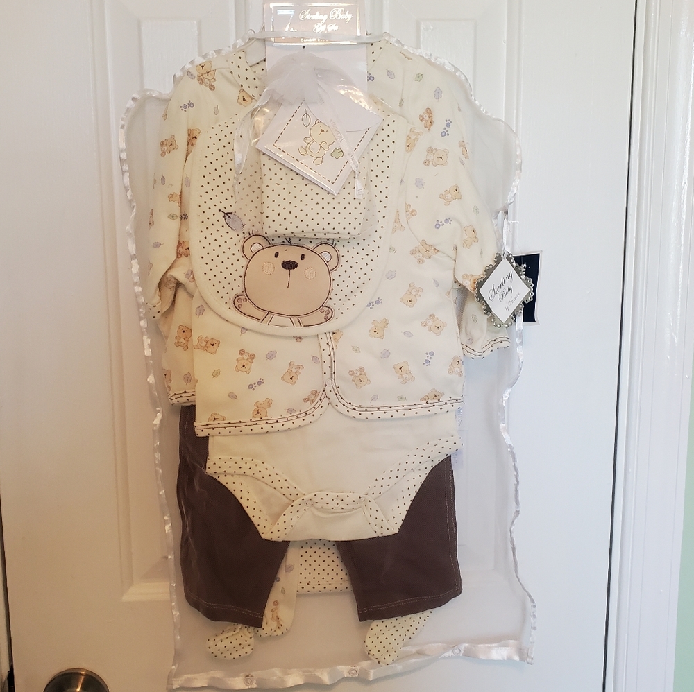 Baby 7 Piece Gift Set
